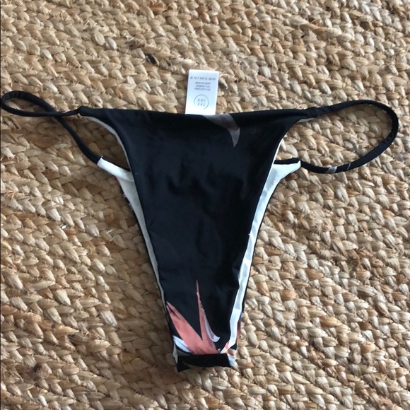 NWOT TEE INK bikini bottom - Picture 2 of 3